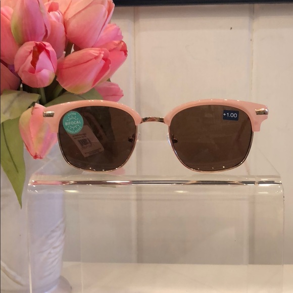 Bi-Focal Sunglass Readers - Picture 2 of 8